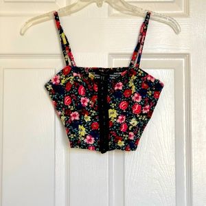 Forever 21 bustier corset crop top! Cute and sexy!